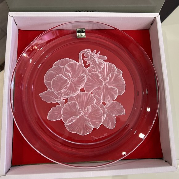 Hoya Japan Artist Signed Crystal 8" Plate Etched Pansies Flowers! - Picture 3 of 10